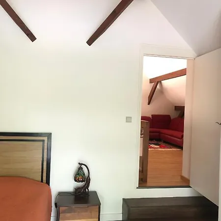 Les Grands Tilleuls Bed & Breakfast